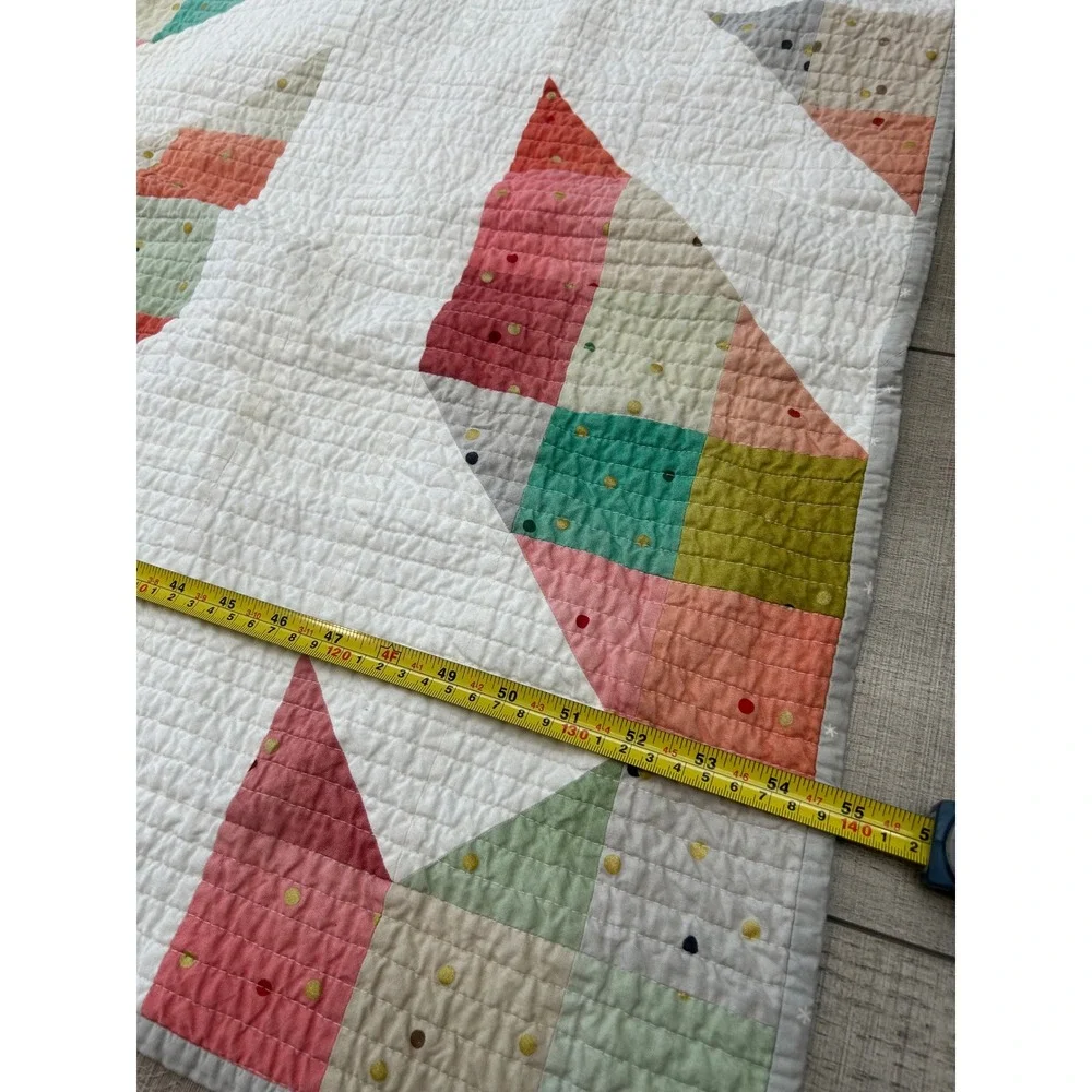 Handmade Snowflake Patchwork Quilt Multicolor Christmas Winter Throw  55x66